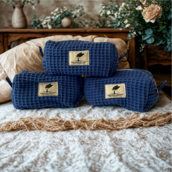 D&A BEAUTY BAG blue navy